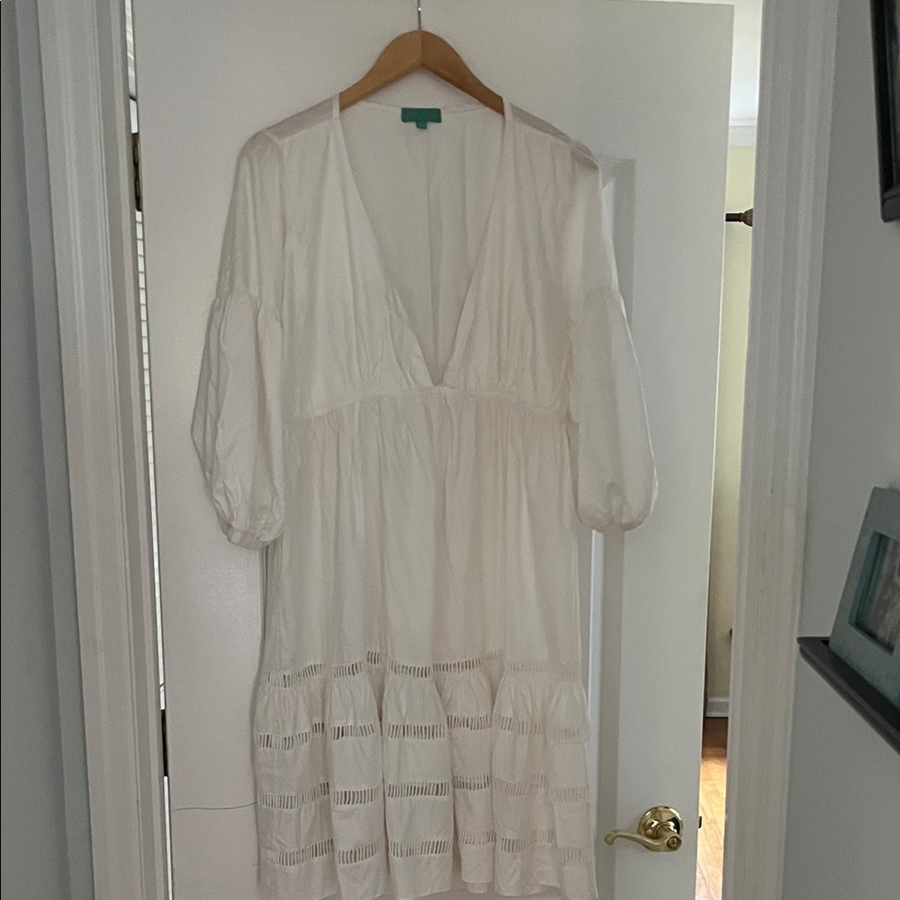 Waimari White V-Neck Dress with Puff Sleeves